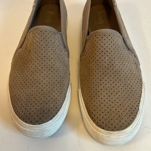 Keds Taupe Vegan Suede Slip-on Sneakers Women’s size 8.5 - Picture 5 of 9